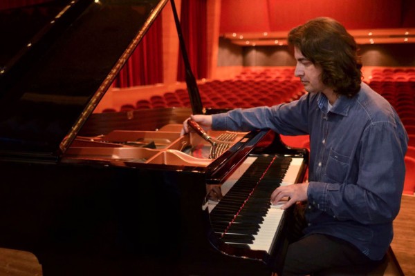 evgenios-tasioulas-piano-tuning-02
